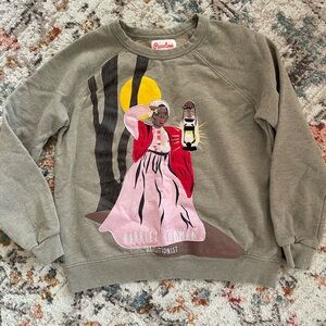 Gray Harriet Tubman Sweatshirt from Piccolina